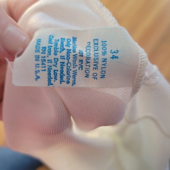 Vintage White Nylon Full Slip Lace Trim Adjustable Straps Womens Size 34 USA-Mad - Picture 6 of 6